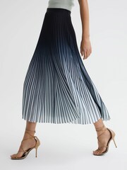 Reiss Blue Marlie Ombre Pleated Midi Skirt - Image 3 of 7