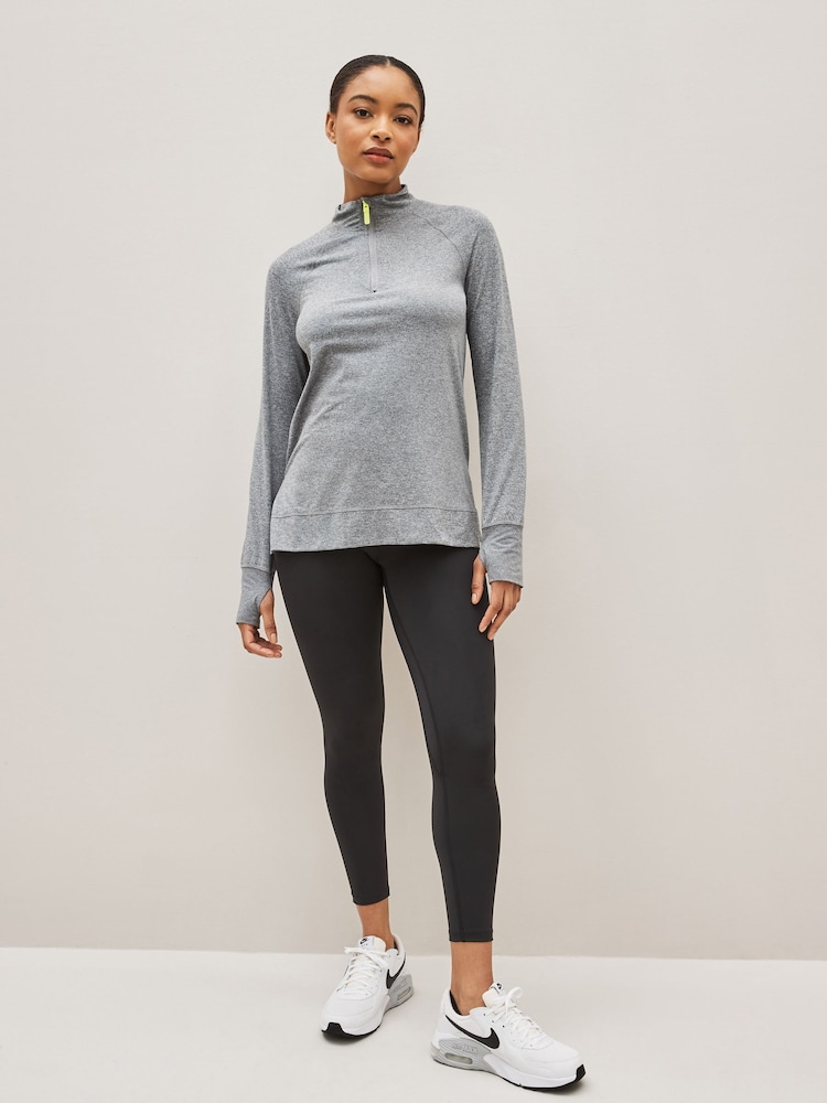أسود عمي - لغينغز رياضي ناحت للقوام Active Yoga 7/8 من Next - صورة 1 من 6 أسود عمي - لغينغز رياضي ناحت للقوام Active Yoga 7/8 من Next - صورة 1 من 6