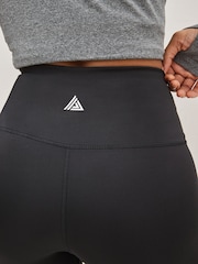 Черная техническая принта Ultimate - Моделирующие леггинсы Next Active Yoga 7/8 Sports - Изображение 5 из 6