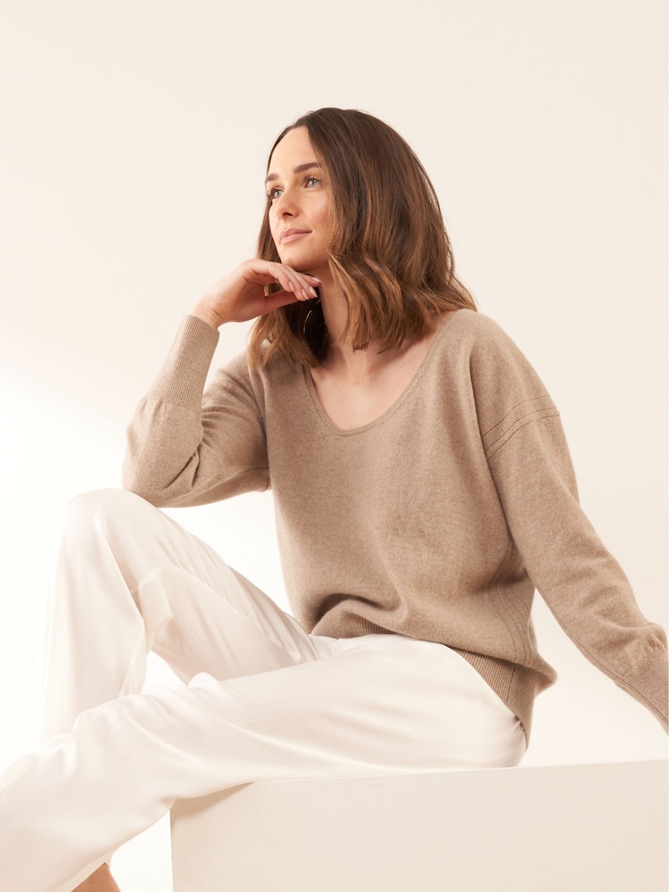 Truly Richmond Cashmere Jumper - Image 2 of 4 Truly Richmond Cashmere Jumper - Image 2 of 4