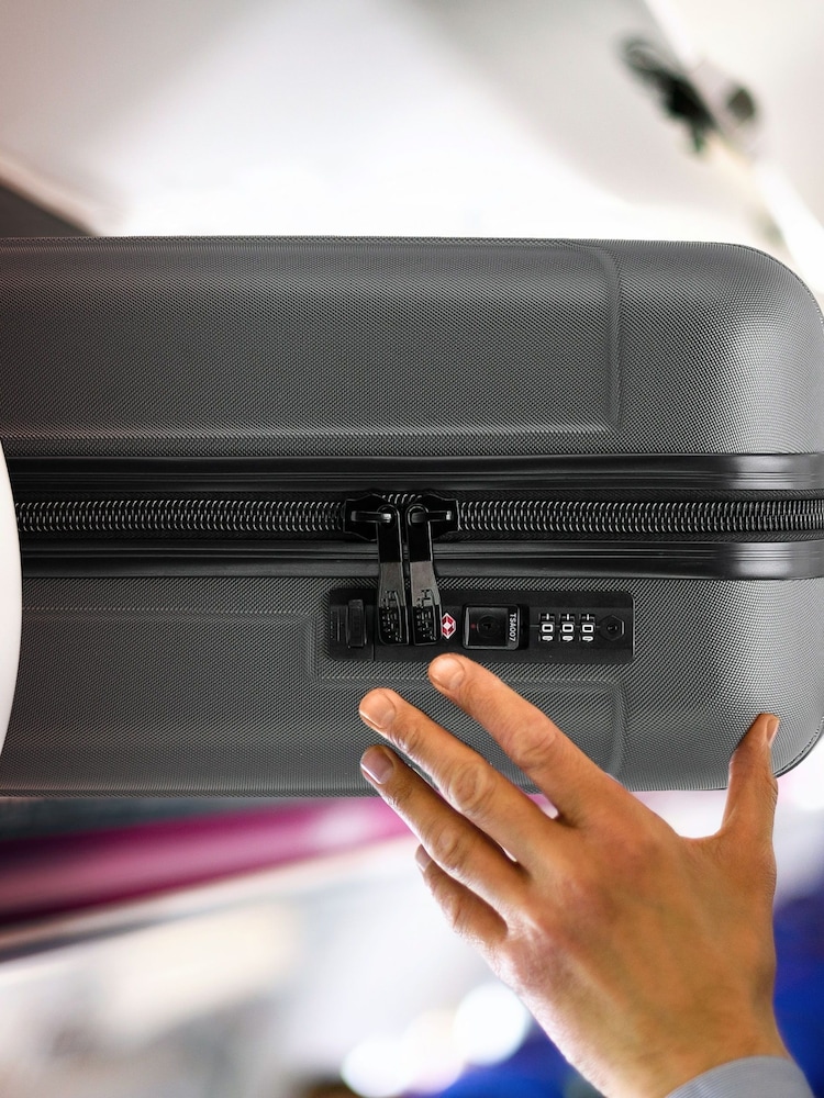 Flight Knight Medium Hardcase Lightweight Check In Suitcase With 4 Wheels - Image 7 of 7 Flight Knight Medium Hardcase Lightweight Check In Suitcase With 4 Wheels - Image 7 of 7