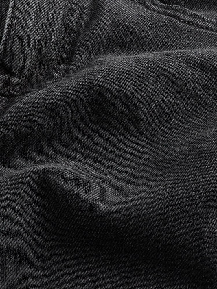 Schwarz - Denim Minirock aus 100 % Baumwolle mit unversäubertem Saum - Bild 9 von 9 Schwarz - Denim Minirock aus 100 % Baumwolle mit unversäubertem Saum - Bild 9 von 9