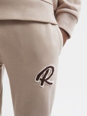 Reiss Taupe Toby Junior Garment Dyed Logo Joggers - Image 4 of 6