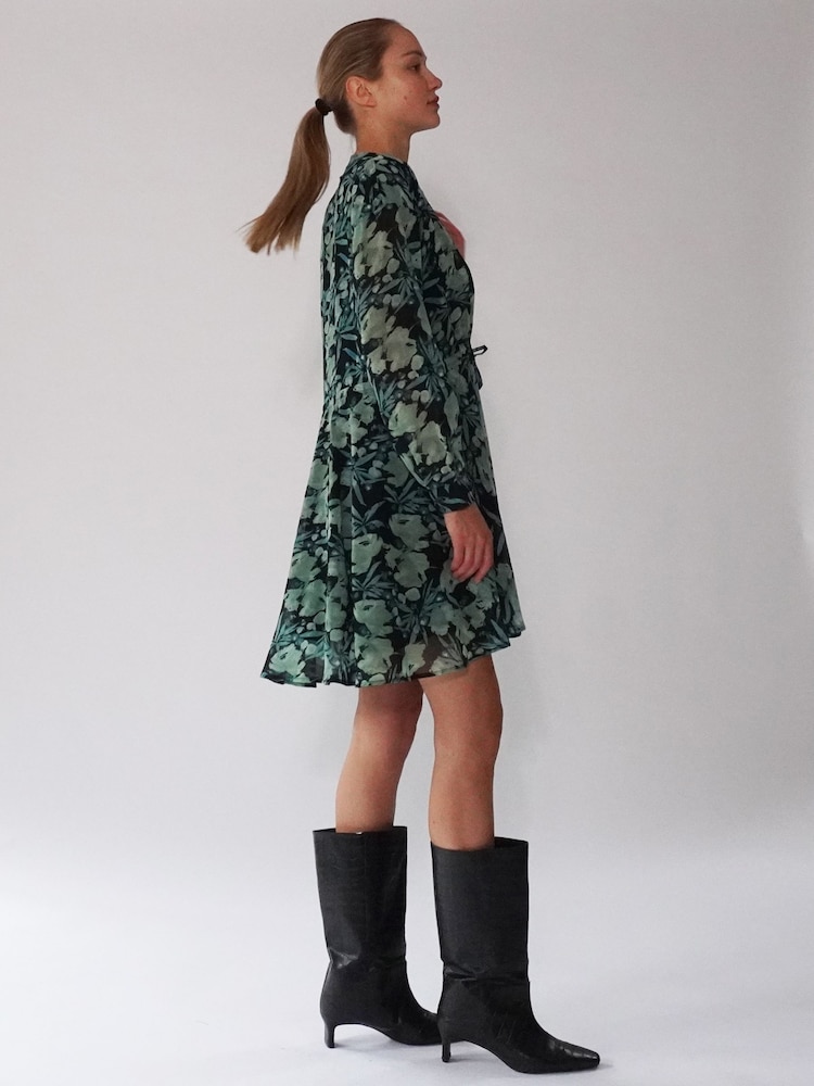 Religion Green A-Line Shirt Dress With Pockets And Long Sheer Sleeves - Image 6 of 6 Religion Green A-Line Shirt Dress With Pockets And Long Sheer Sleeves - Image 6 of 6