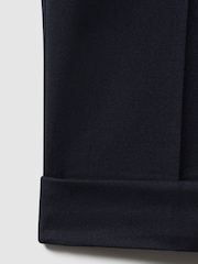 marine - Pantalons de travail plissés coupe décontractée Reiss Brighton - Image 9 sur 9