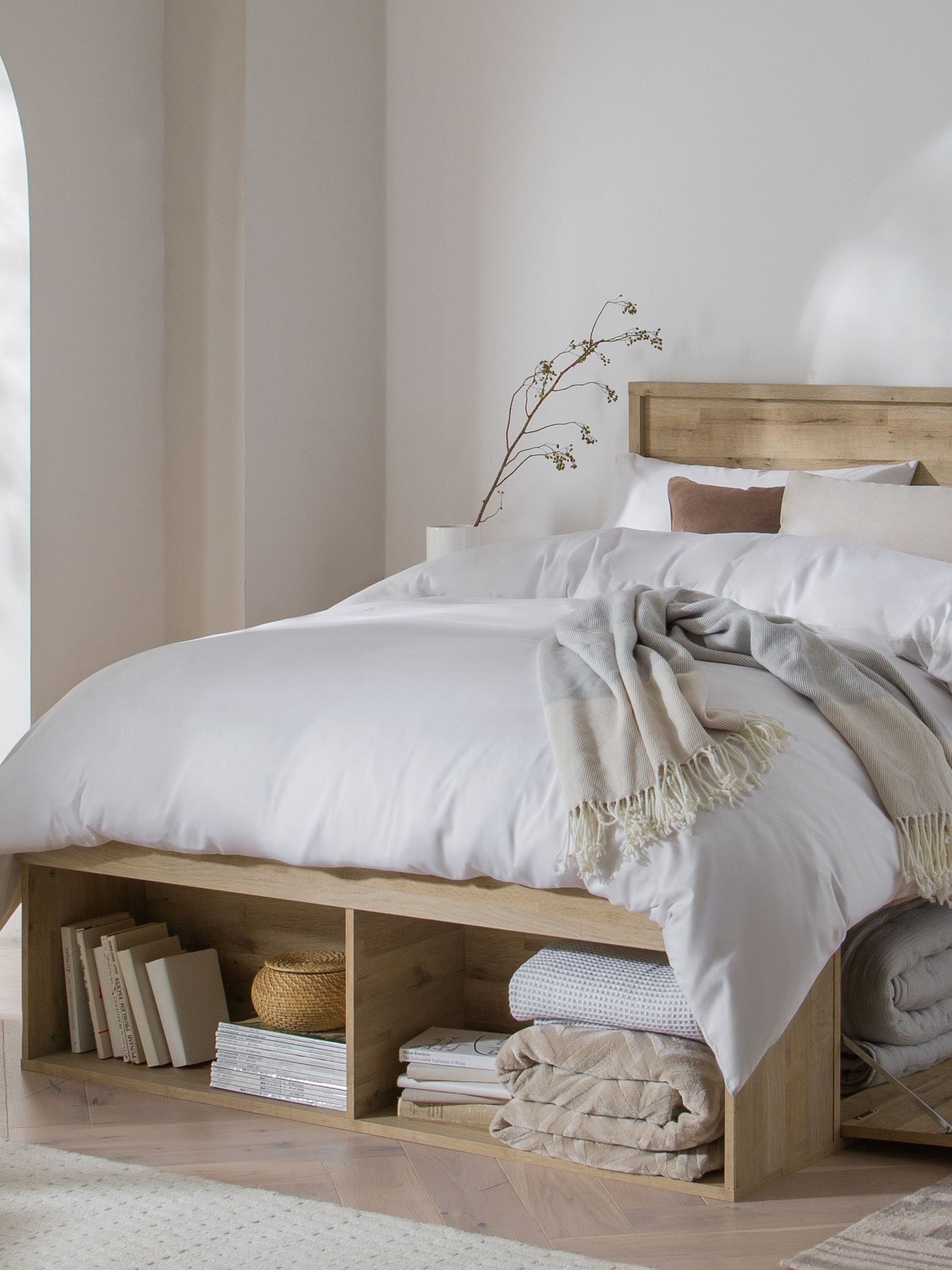Oak platform bed frame discount