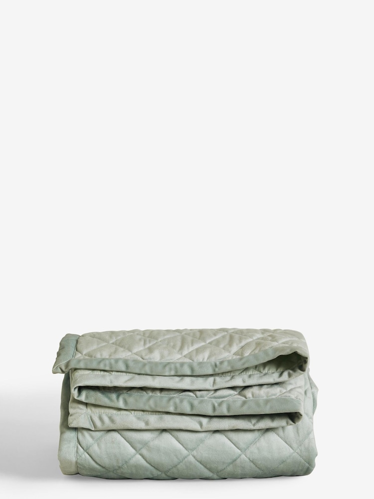 Sage Green Hamilton Velvet Quilted Bedspread - Image 3 of 3