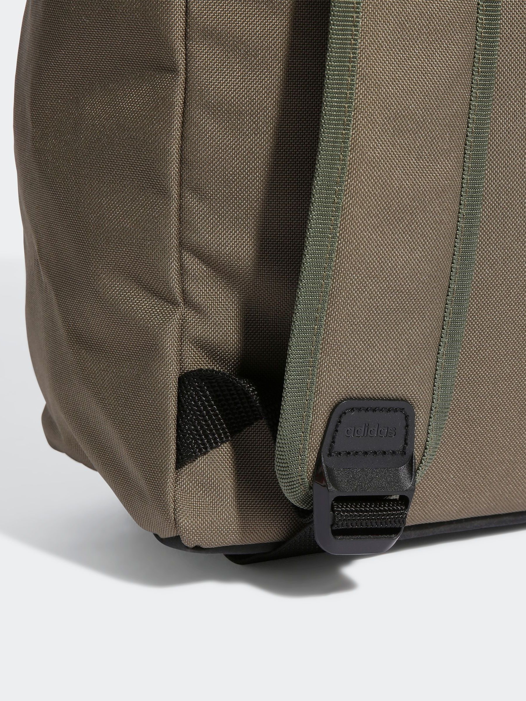 Style active foundation backpack online