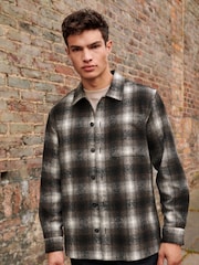 Braun & Weiss - Karierte Hemdjacke mit Wollanteil - Bild 1 von 11