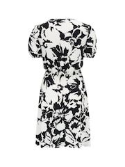Pour Moi Black & White Evangeline Gathe Dress - Image 5 of 5