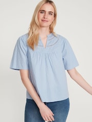 M&co Bluse mit Spitzenbesatz, Blau - Bild 1 von 5