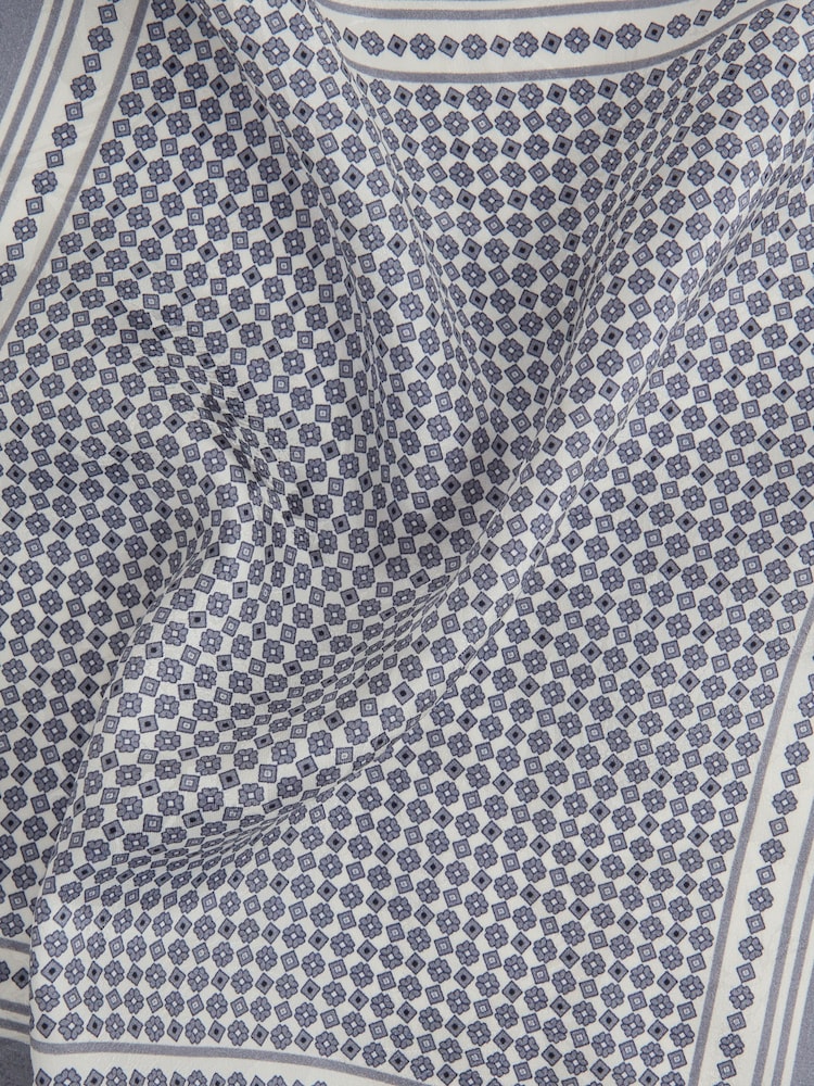 Reiss Steel Grey Martino Silk Geometric Pocket Square - Image 4 of 4