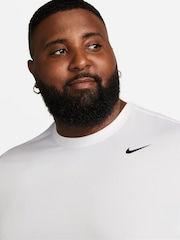 Белый - Спортивная футболка Nike Dri-FIT Legend  - Изображение 8 из 8
