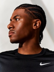 Черный - Спортивная футболка Nike Dri-FIT Legend  - Изображение 4 из 9
