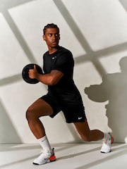 Черный - Спортивная футболка Nike Dri-FIT Legend  - Изображение 5 из 9