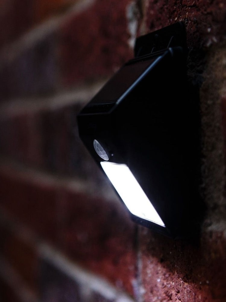 SolarCentre Black Wedge XT Solar Outdoor Wall Light - Image 3 of 3