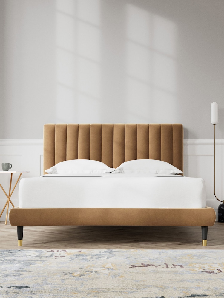 Swoon Easy Velvet Biscuit Natural Porlock Bed - Image 2 of 8