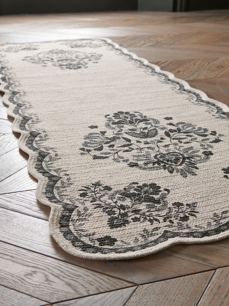 Rockett St George Cream Folk Floral Runner - Image 2 of 4 Rockett St George Cream Folk Floral Runner - Image 2 of 4
