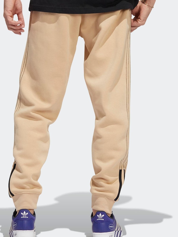 adidas Originals Yellow Fleece SST Joggers - Image 2 of 5