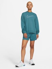 Blau - Nike Dri-FIT Attack Fitness Mid Rise 5" Ungefütterte Shorts - Bild 4 von 6
