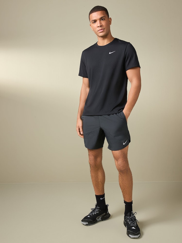 Nike Black Dri-FIT Miler Running T-Shirt - Image 2 of 4