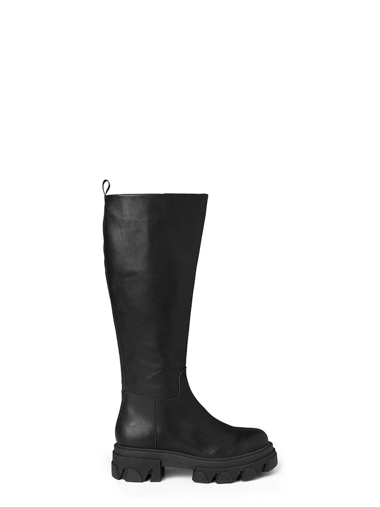 Steve Madden Mana Boots - Image 1 of 4 Steve Madden Mana Boots - Image 1 of 4