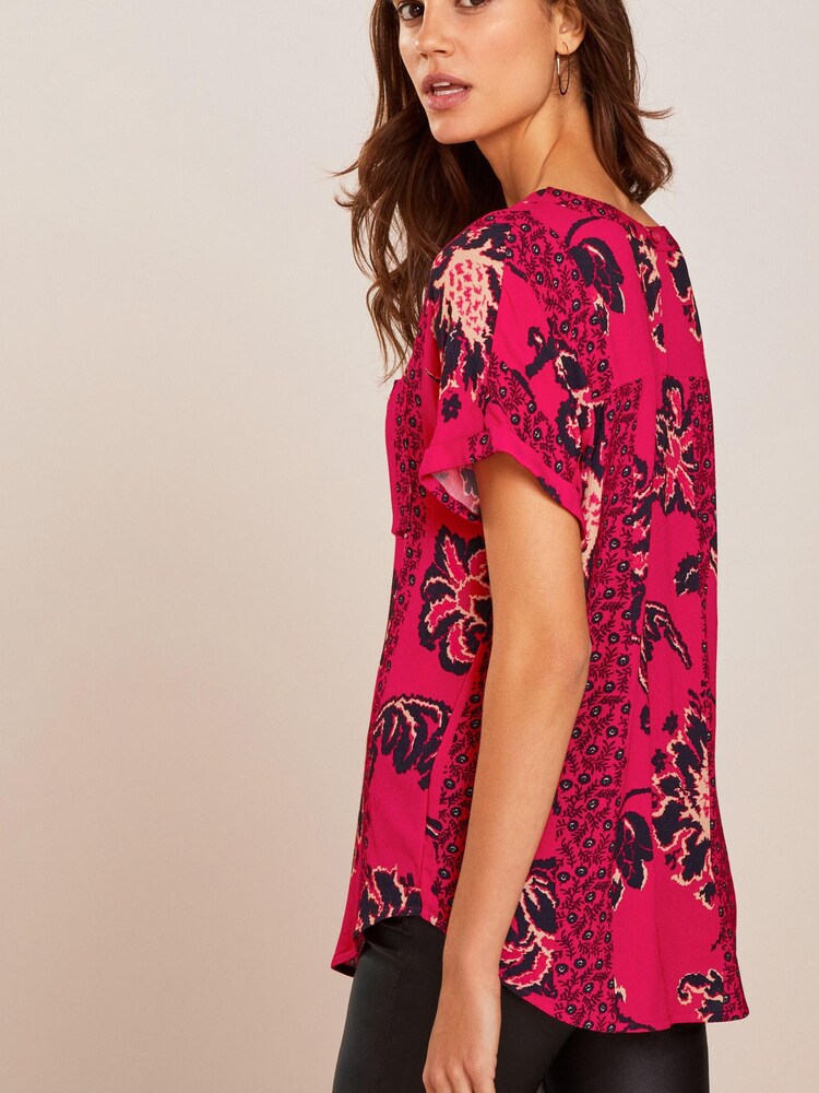 Red Floral Short Sleeve Curved Hem T-Shirt - Image 2 of 5 Red Floral Short Sleeve Curved Hem T-Shirt - Image 2 of 5