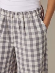 PixieGirl Petite Grey Gingham Wide Leg Trousers - Image 4 of 5