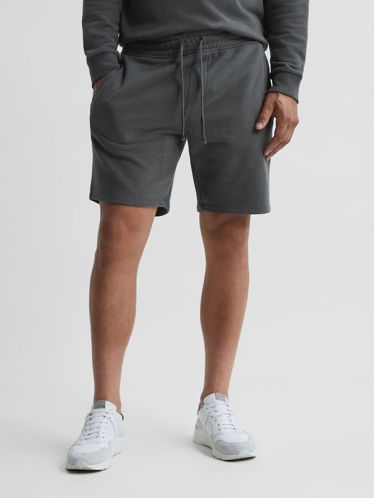 Reiss Olive Henry Garment Dye Jersey Shorts - Image 1 of 5