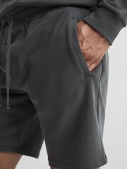 Reiss Olive Henry Garment Dye Jersey Shorts - Image 4 of 5