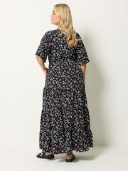 Yours Curve Black Ditsy Floral Textured Maxi Dress - Image 3 of 5