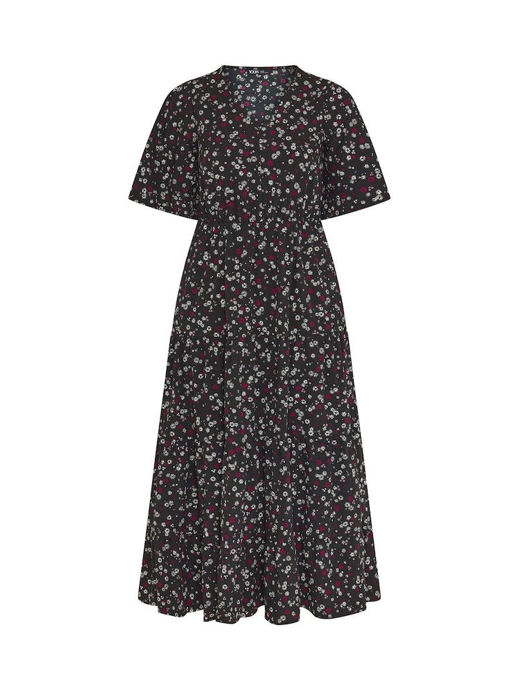 Yours Curve Black Ditsy Floral Textured Maxi Dress - Image 5 of 5 Yours Curve Black Ditsy Floral Textured Maxi Dress - Image 5 of 5
