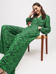 Green Zebra Print Long Sleeve Plissé Jumpsuit - Image 3 of 5