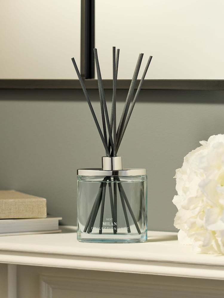 Collection Luxe Milan Green Apple & Magnolia 170ml Fragranced Reed Diffuser Refill - Image 2 of 4