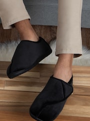 Totes Black Sheepskin™ Ladies Phoebe Slippers - Image 1 of 5