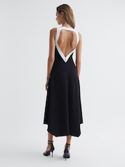 Reiss Black/White Autumn Colourblock V-Neck Midi Dress - Image 5 of 7