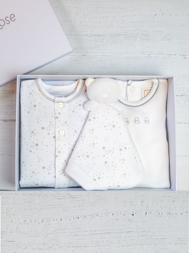 Emile Et Rose Grey 100% Cotton Star Print Three Piece Baby Gift Set - Image 1 of 4