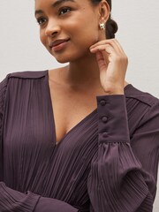 Plum Purple Pleated Long Sleeves V-Neck Top - Image 3 of 5