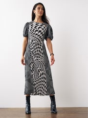 Black and White Dogtooth Split Dress - Image 3 of 4