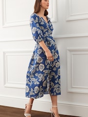 Blau mit floralem Muster - Midi-Hemdkleid aus 100 % Baumwolle - Bild 1 von 5