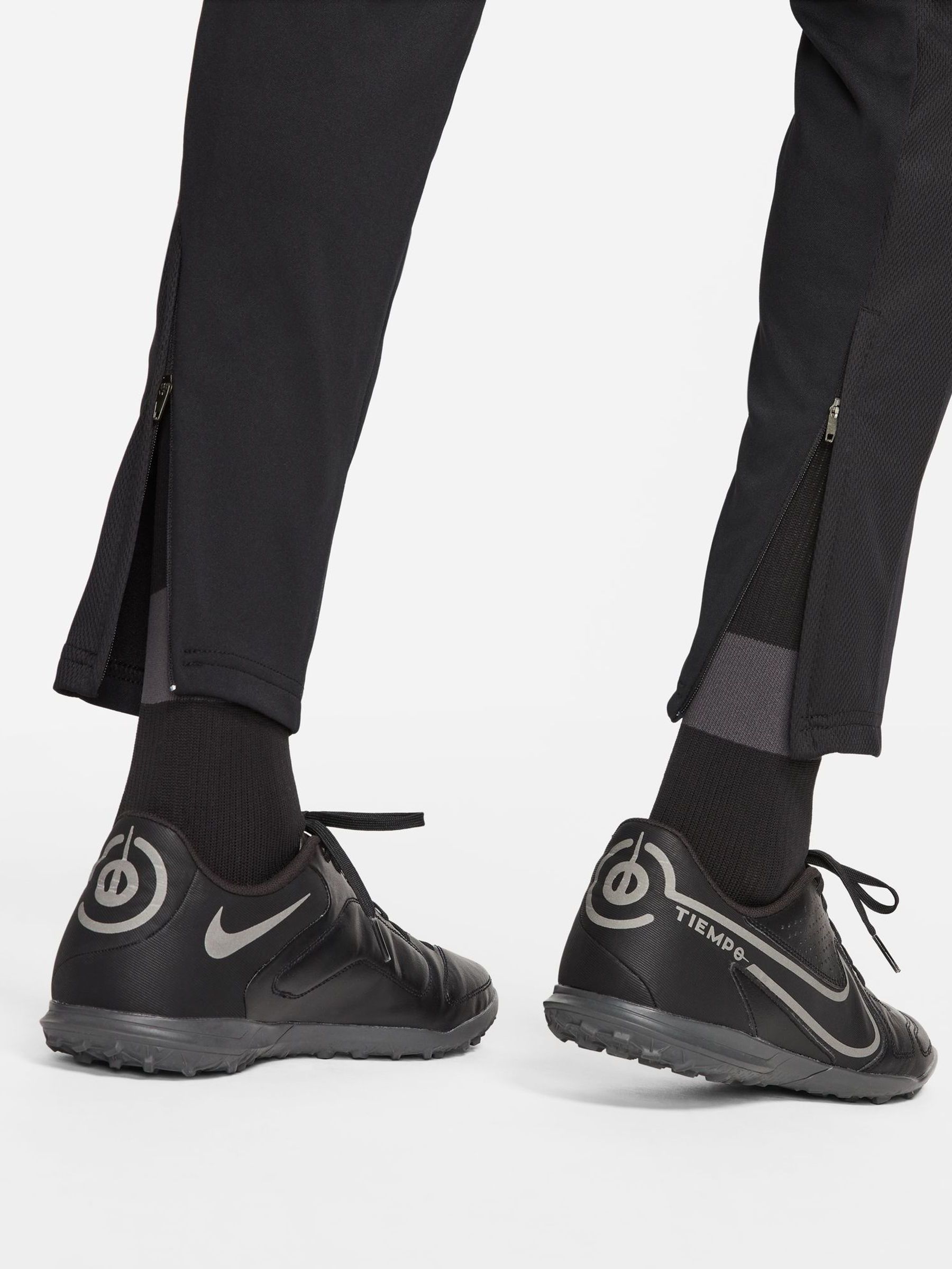 Nike football training academy dry joggers in black best sale