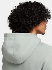 Grün - Nike Tech Fleece-Kapuzensweatshirt - Bild 5 von 10