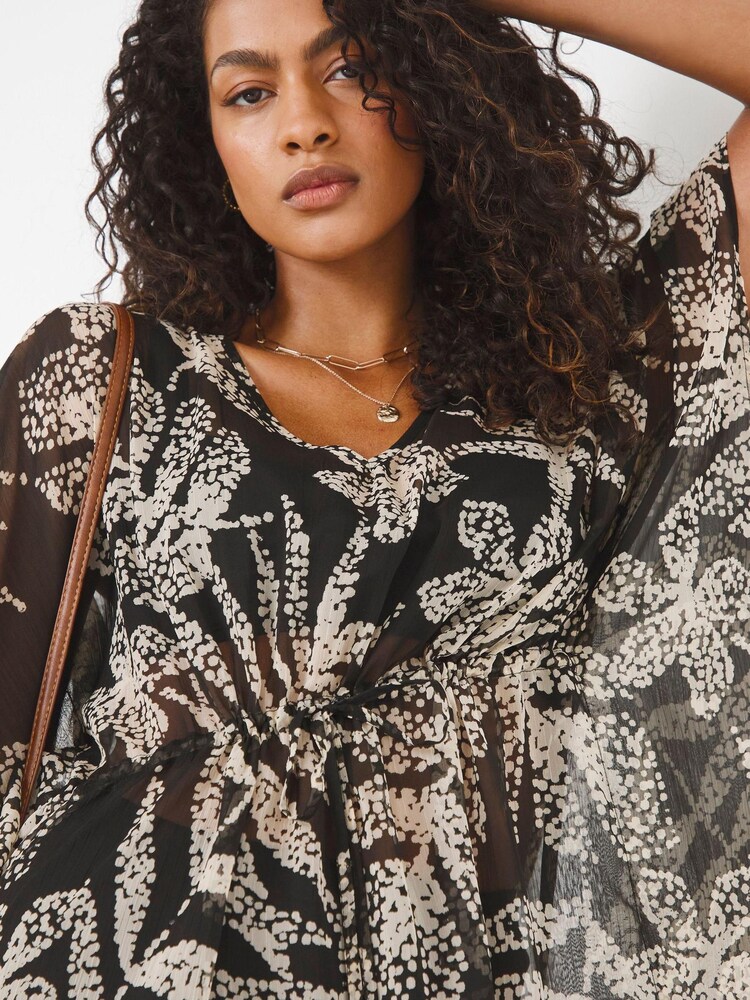 JD Williams Black Leaf Print Mix And Match Hanky Hem Kaftan - Image 4 of 4 JD Williams Black Leaf Print Mix And Match Hanky Hem Kaftan - Image 4 of 4