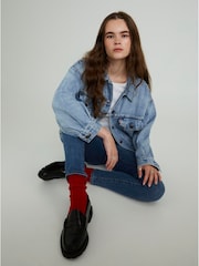 Levi's® Blue 90's Soft As Butter Mid Trucker Denim Jacket - Image 3 of 7