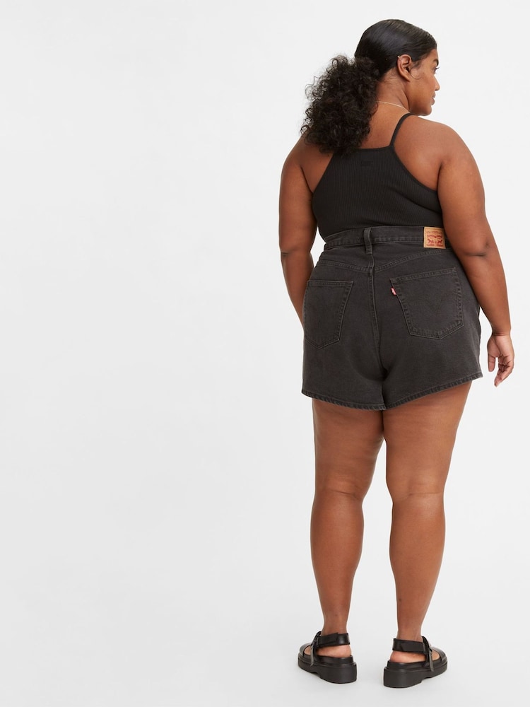 Wonderful - Levi's® Curve Mom-Shorts aus Denim mit hohem Bund - Bild 1 von 6