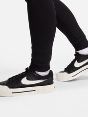 črna - Nike legice kovinske barve z visokim pasom Swoosh - Slika 5 iz 5