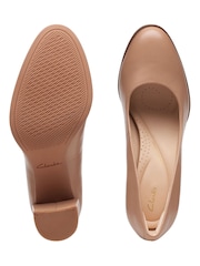 Clarks Nude Praline Leather Court Shoes - Image 7 of 7
