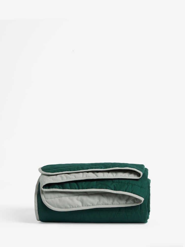 Bottle Green Reversible Cotton Rich Bedspread - Image 2 of 2