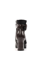Lunar Grey Trudy Patent Heeled Ankle Boots - صورة 6 من 8