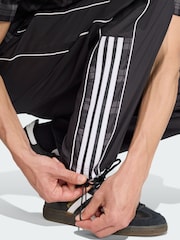 adidas Originals Black Tartan Loose Tracksuit Bottoms - Image 4 of 5